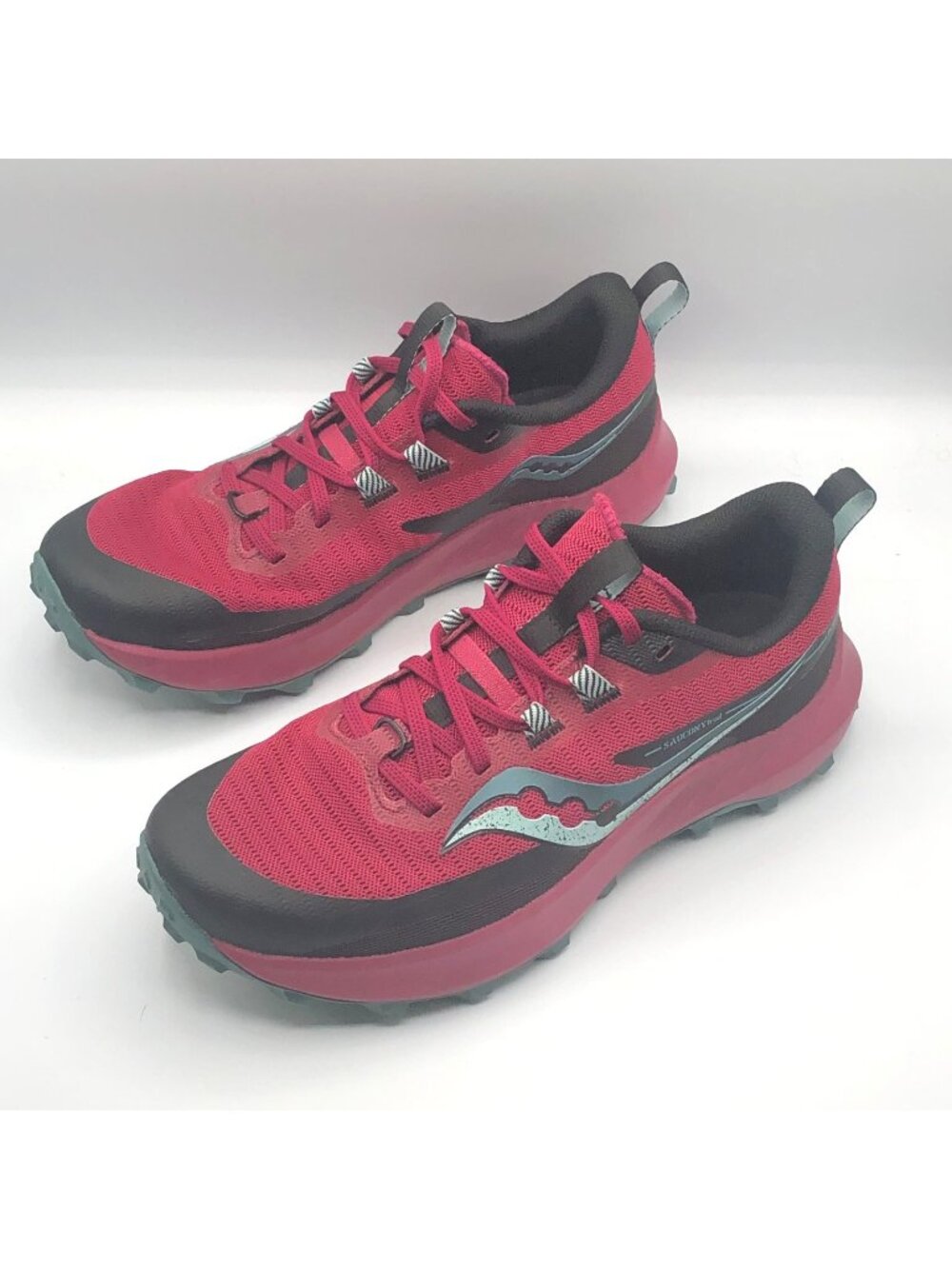 Saucony Peregrine 13 Trail Running Athletic Sneakers Maroon Women’s Size 9.5